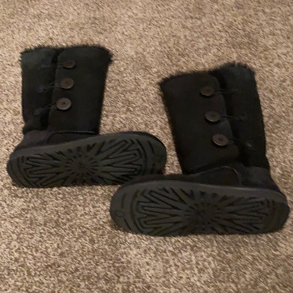 Authentic Ugg Bailey Button Black Boots Size 9 - image 5
